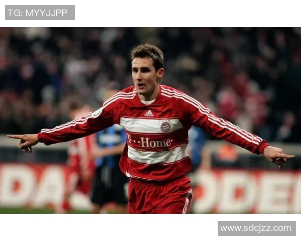 穿破鞋子的足球明星如何在逆境中崛起成就辉煌职业生涯 穿破鞋子的足球明星如何在逆境中崛起成就辉煌职业生涯